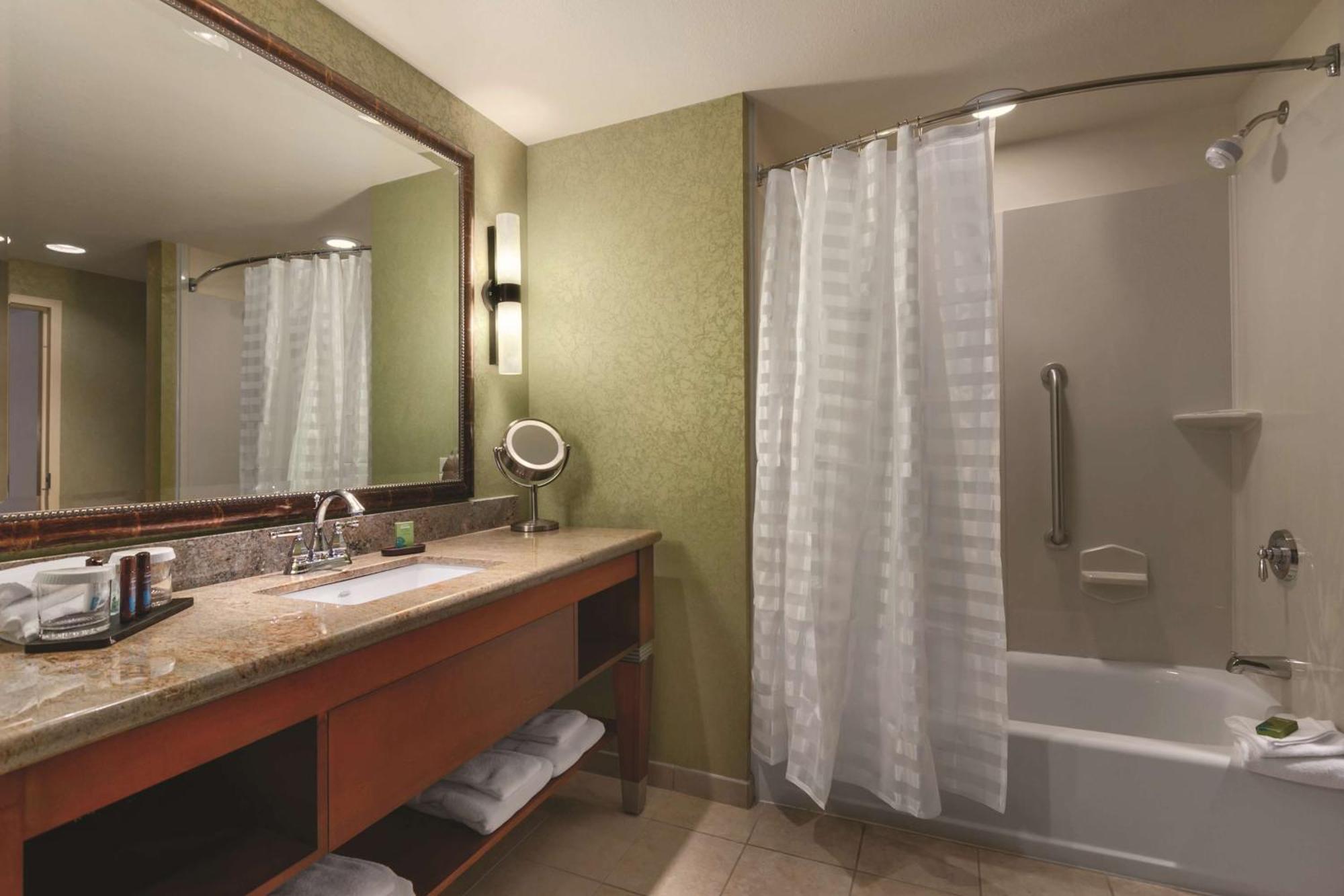 Embassy Suites Omaha- La Vista/ Hotel & Conference Center Zewnętrze zdjęcie